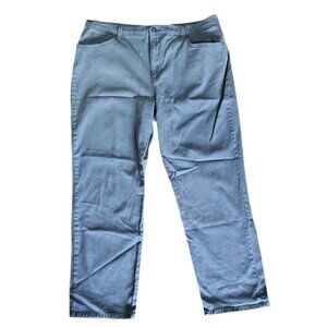 GLORIA VANDERBILT Solid All Grey Gray Amanda Pants with Pockets Womens Size 18S